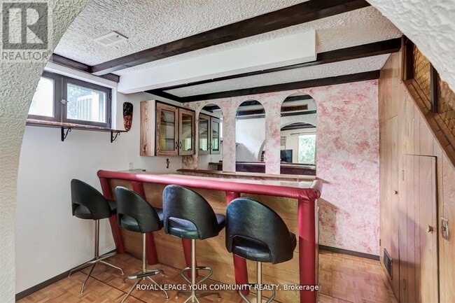 Building Photo - 19 Peacham Crescent