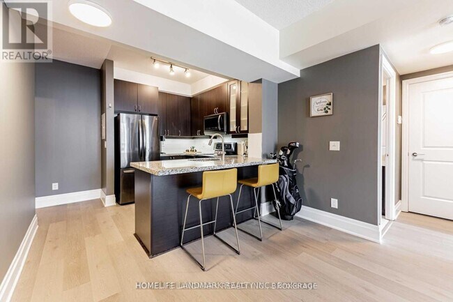 Building Photo - 57 Upper Duke Crescent