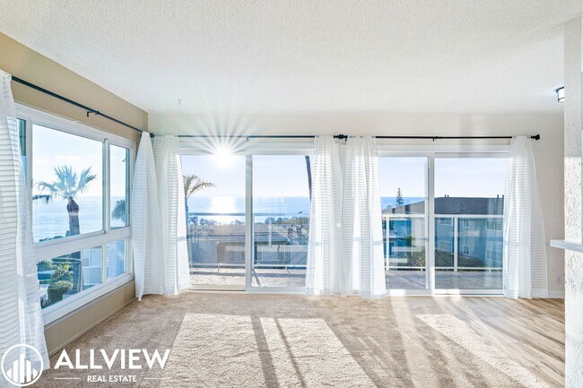 Foto del edificio - Stunning Ocean Views! 1 Bedroom Condo Avai...