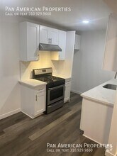 Building Photo - 1423 W Lingan Ln