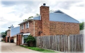 Building Photo - Carousel Lane Townhomes