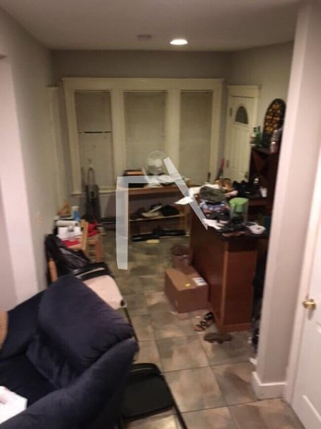 Foto del edificio - 6 bed in Allston