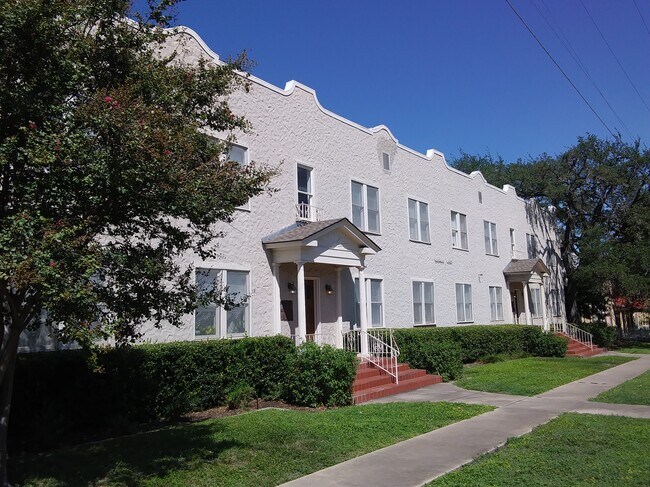 Foto del edificio - 133 W Magnolia Ave