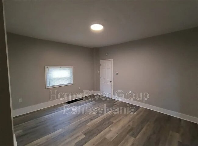 Foto del edificio - 935 Manton Wy