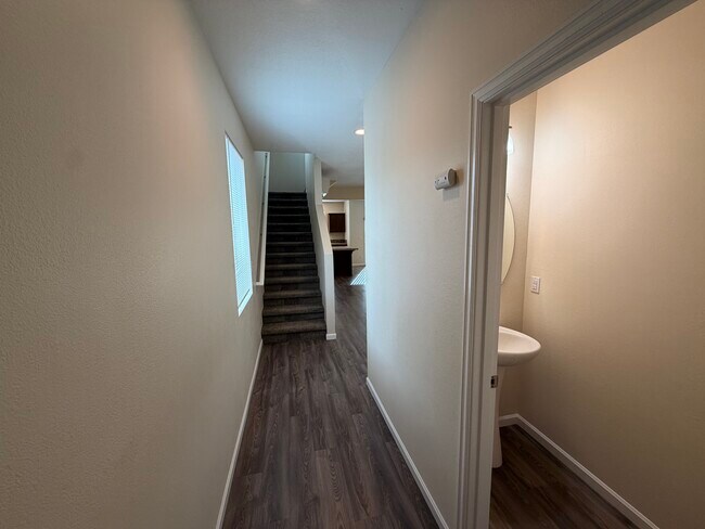 Foto del edificio - 5706 Joynak St S