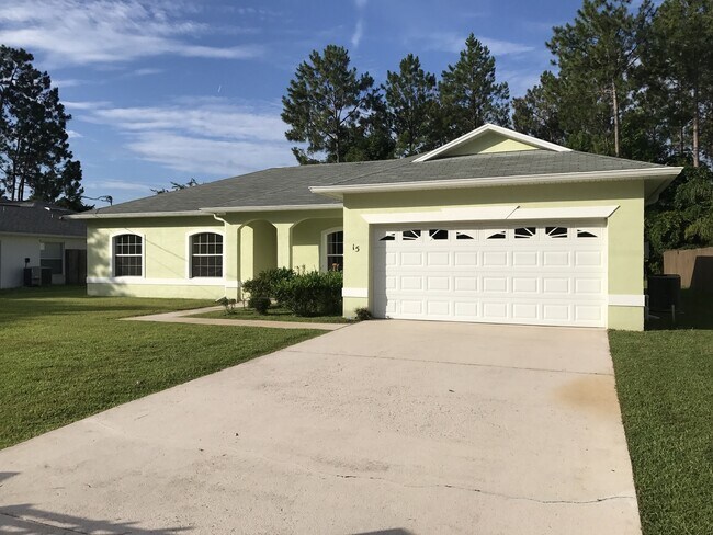 Building Photo - Beautiful 4 Bedroom Home with Huge yard!