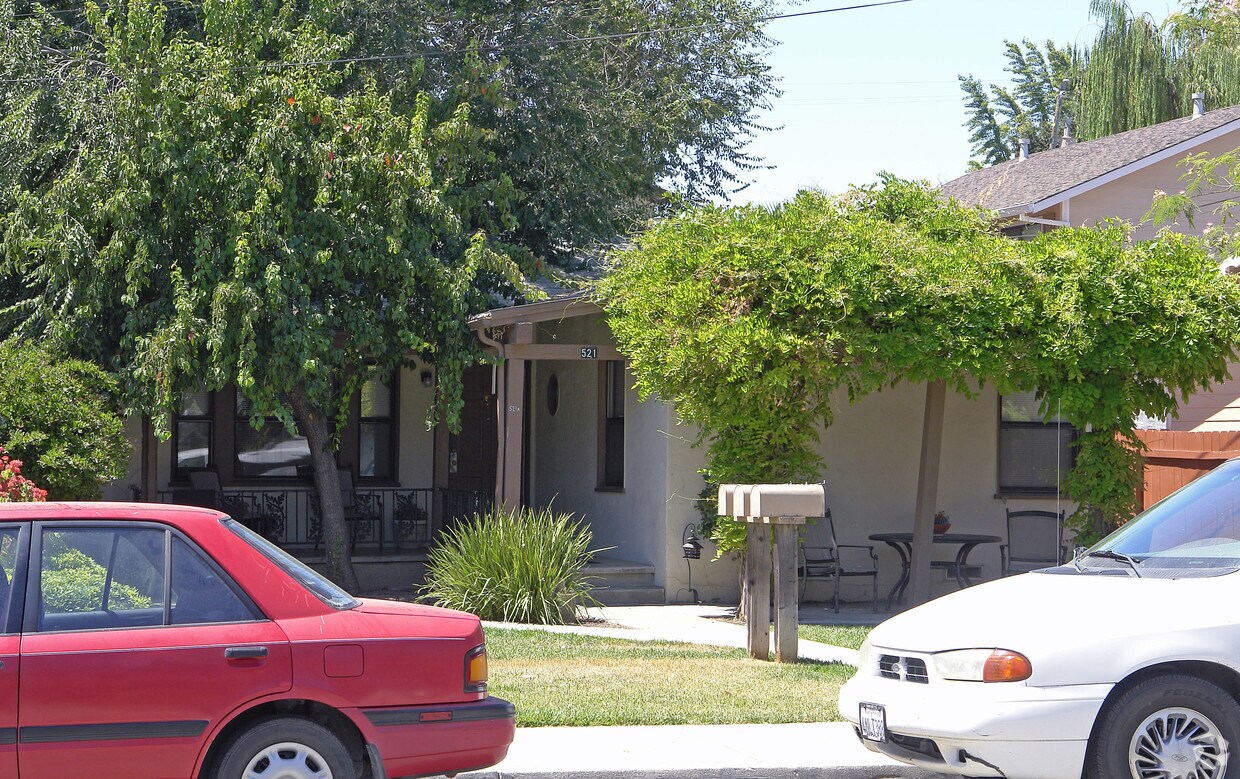 Primary Photo - 521 3rd St