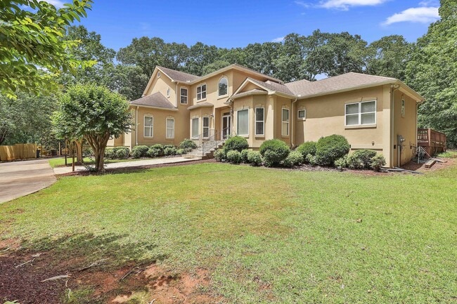 Building Photo - 226 Long Island Dr