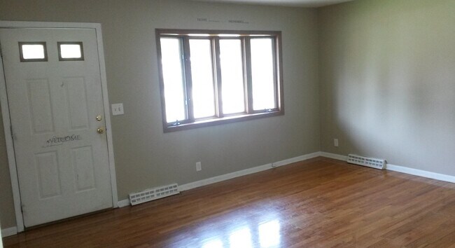 Building Photo - 1150 Edearl Ln