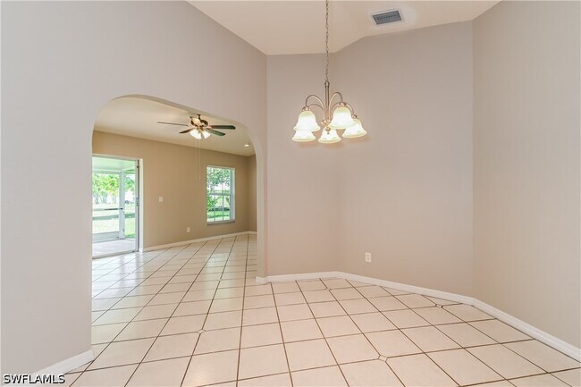 Foto del edificio - 306 NE 17th Pl