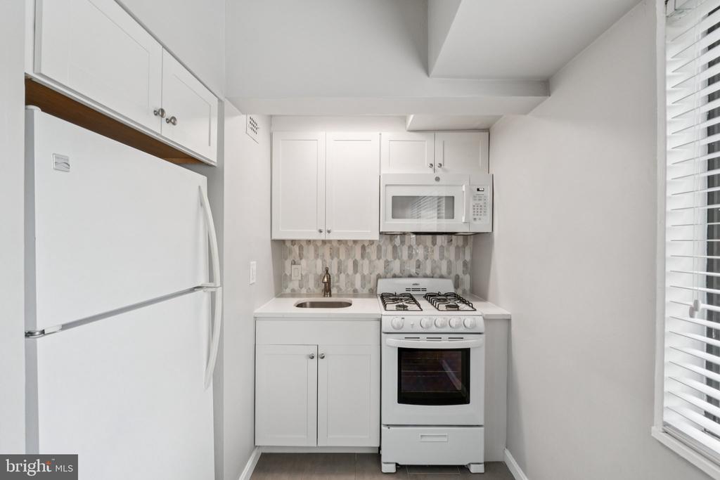 Foto principal - 3701 Connecticut Ave NW