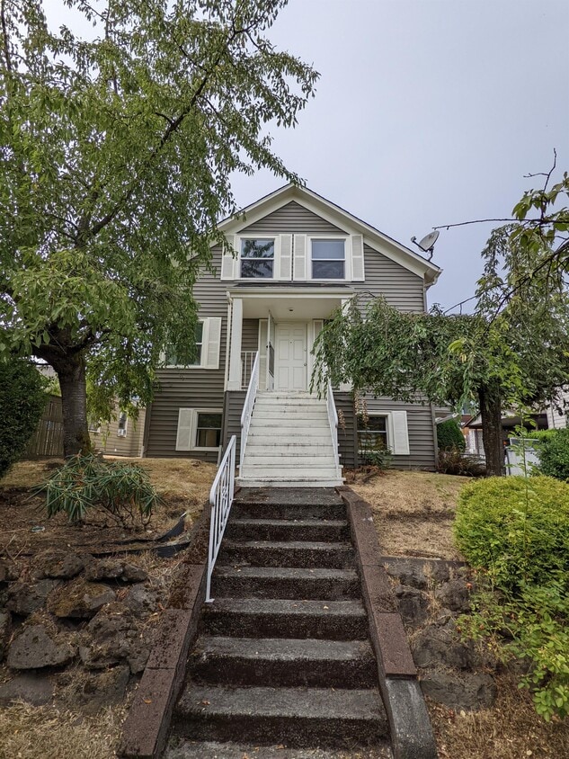 Photo - 1631 21st Ave (Seattle, WA)