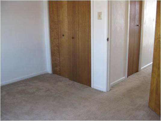 Foto del edificio - 2024 Elmhurst Ln