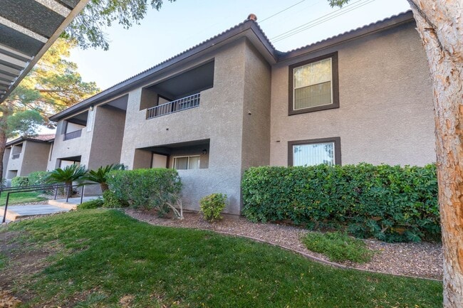 Foto del edificio - Charming 1 Bedroom Condo