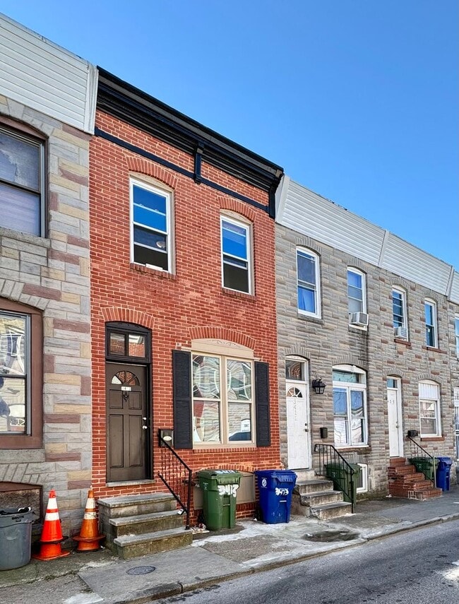 Building Photo - 3413 Leverton Ave