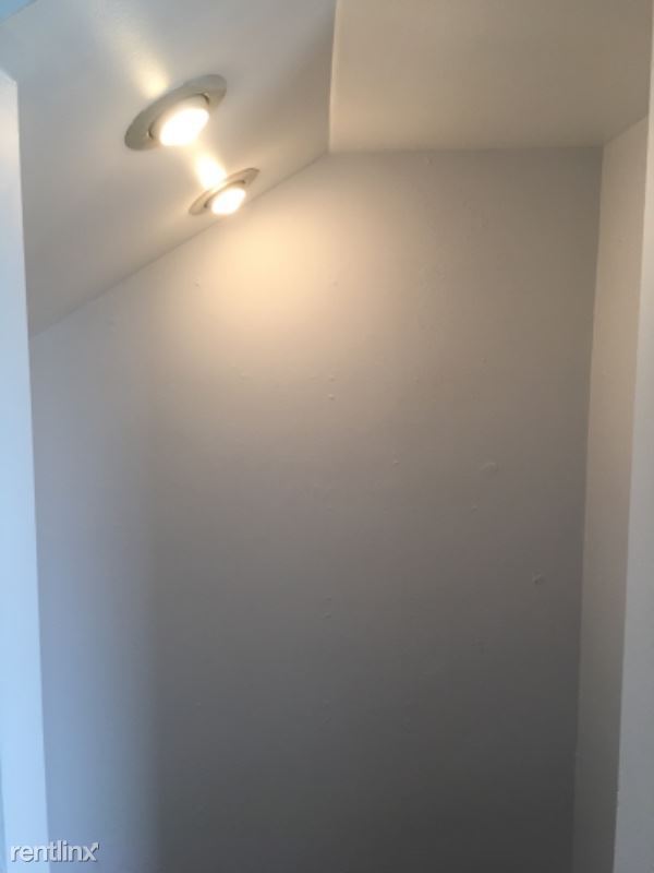 Foto del edificio - 5025 W 31st St