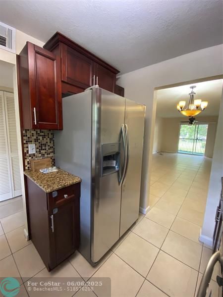 Foto del edificio - 5080 SW 64th Ave