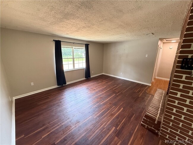 Building Photo - 655 S Marlene Point