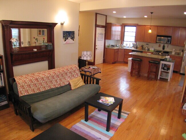 Foto del edificio - 118 Chestnut Ave