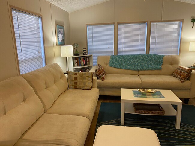 Foto del edificio - 4825 Jimmy Buffett Mem Hwy