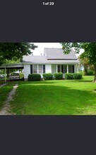 Building Photo - 1381 W Gooch Rd