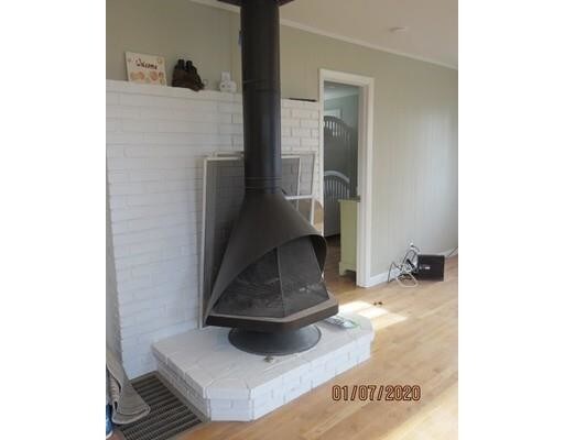 Building Photo - 3 bedroom in Fairhaven MA 02719