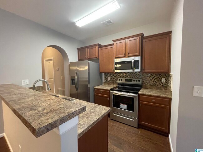 Building Photo - 70 Briar Ridge Ln