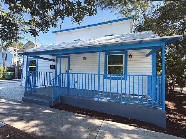 Building Photo - 3603 Charles Ave