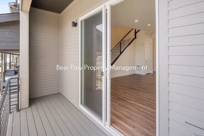Building Photo - New Townhome in Wheat Ridge!!