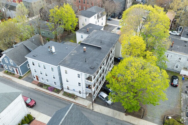 Primary - 22 Carlton St