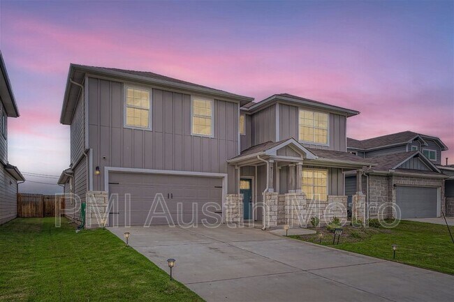 Foto del edificio - 211 Big Sandy Creek Dr