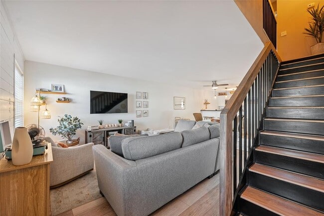 Foto del edificio - 4821 W McElroy Ave