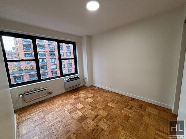 Foto del edificio - Fourth Avenue