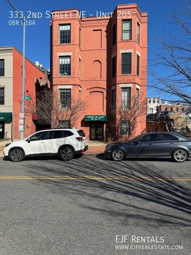 Primary Photo - Capitol Hill Studio Apartment-Updated Kitc...