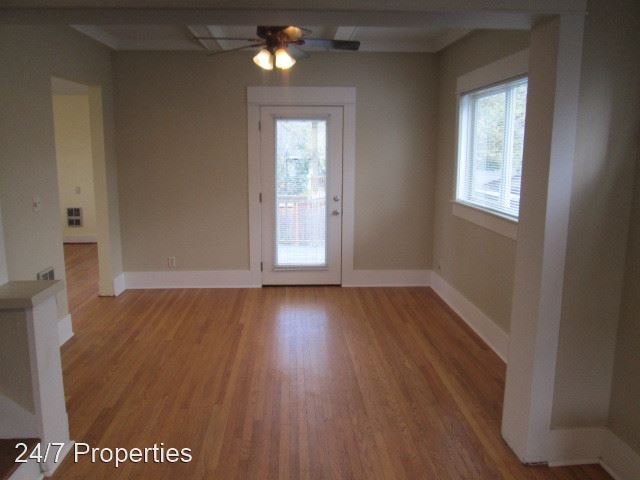 Building Photo - 4 br, 3 bath House - 3320 SE 54th Ave.