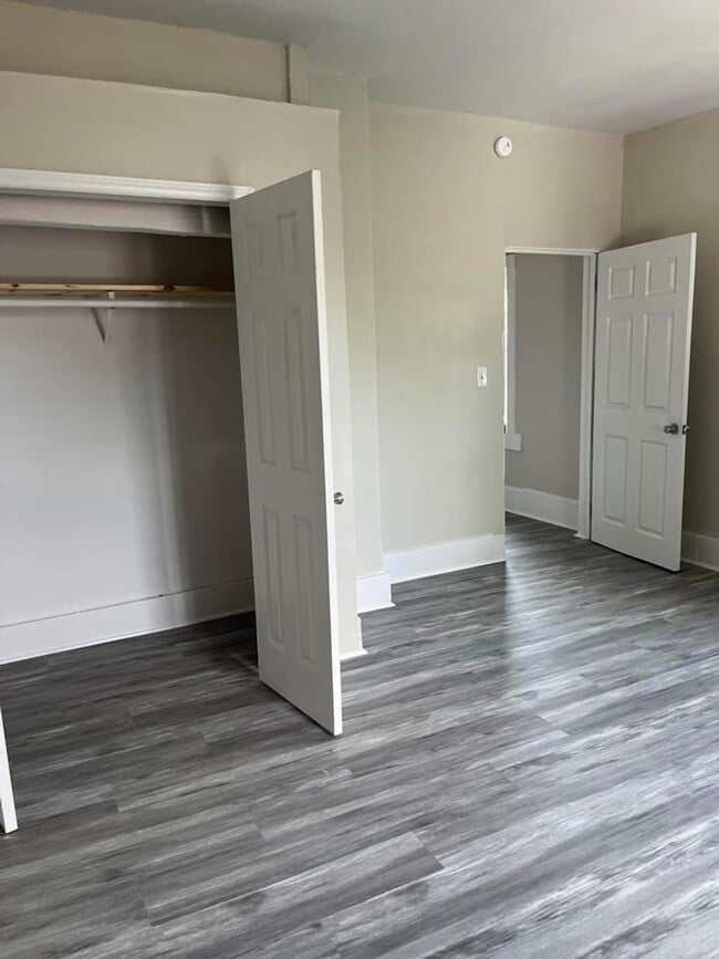 Building Photo - 401 Hanover Ave 4bed/2bath $1595