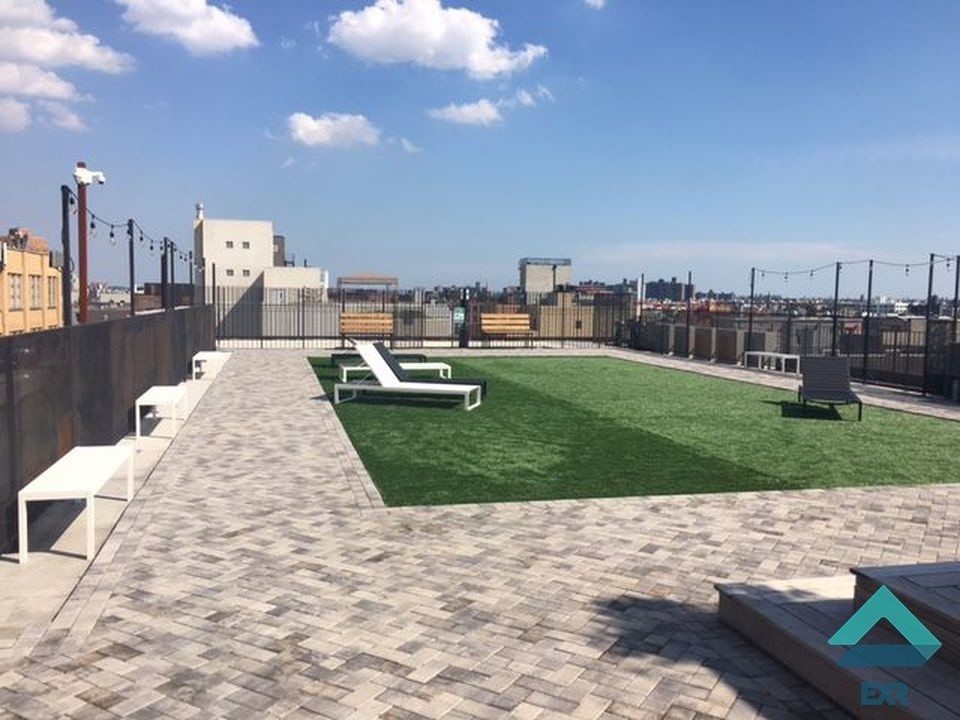 Foto del edificio - 103 N 10th St