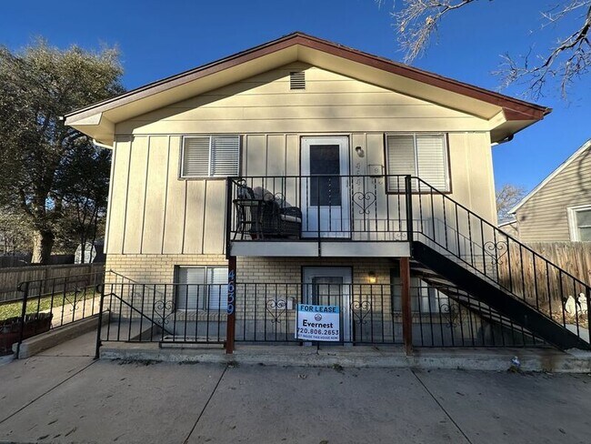 Foto del edificio - 4639 S Acoma St