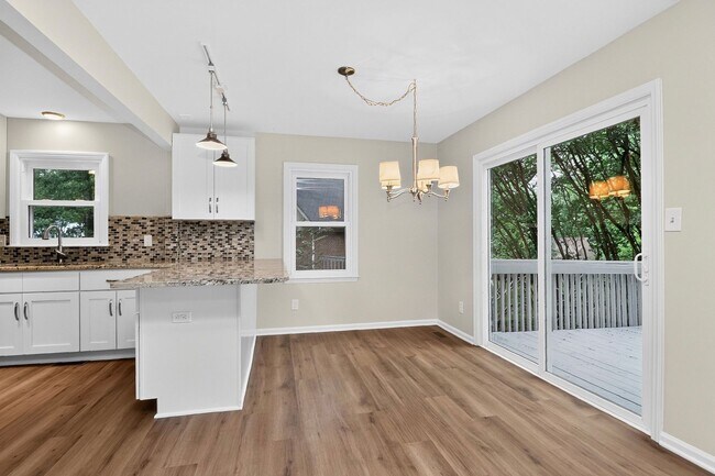 Foto del edificio - Gorgeous 3 Bedroom Home in Walnut Creek!!