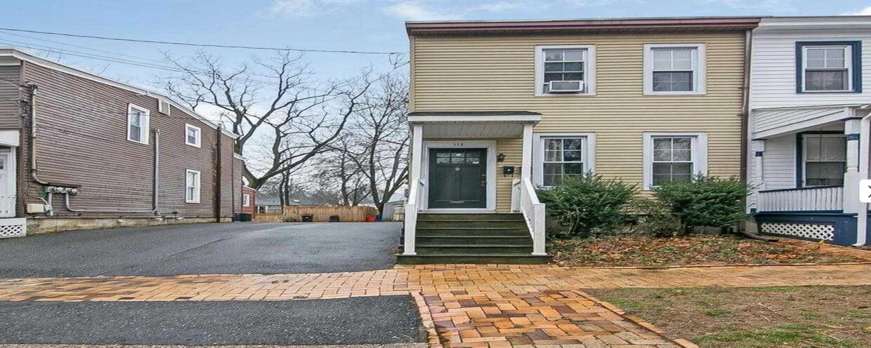 Foto principal - 112 Potter St