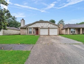 Building Photo - 23227 Timberbrook Dr