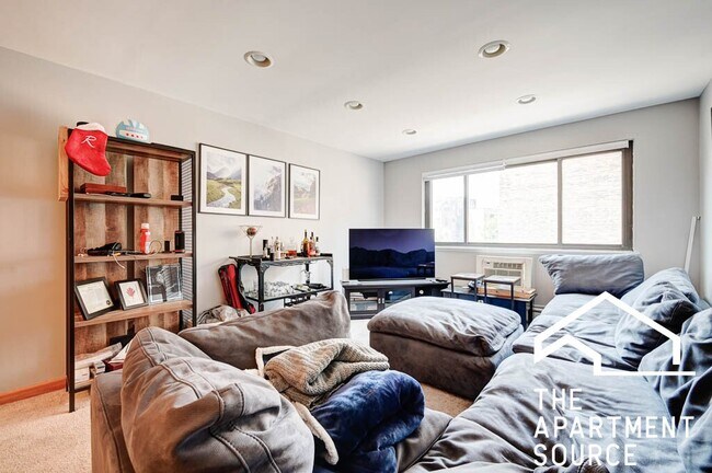 Foto del edificio - 607 W Wrightwood Ave
