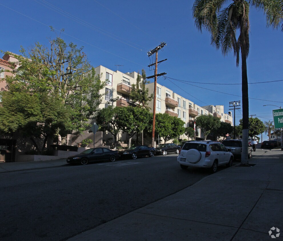 511 S Carondelet St, Los Angeles, CA 90057 Apartments in Los Angeles, CA