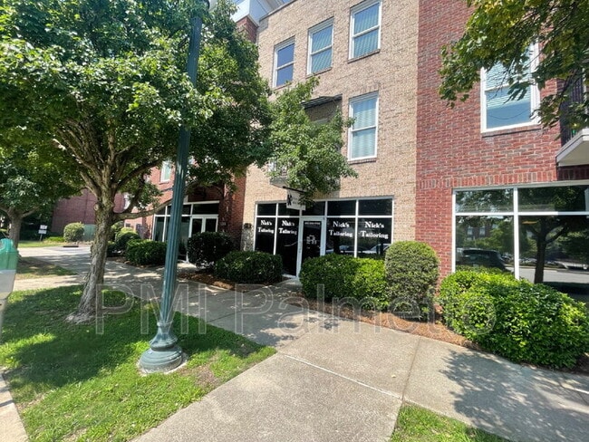 Building Photo - 1316 Pulaski St