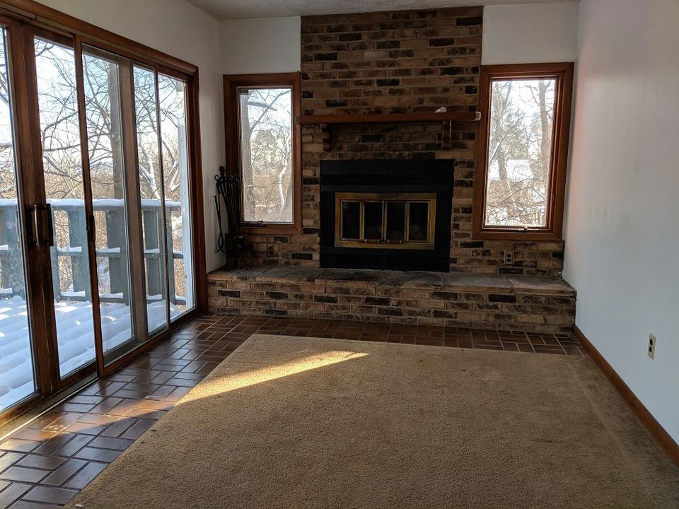 949 Schricker St, Davenport, IA 52804 House Rental in Davenport, IA