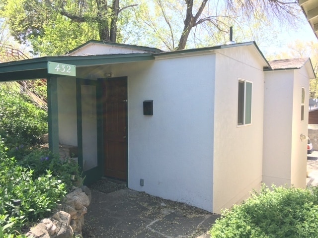 Primary Photo - PM16-00035H: 430-430.5-432 Montezuma