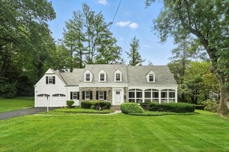 Building Photo - 192 Fox Meadow Rd
