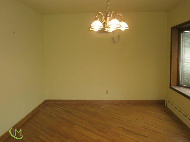 Building Photo - 3645 W Irving Park Rd