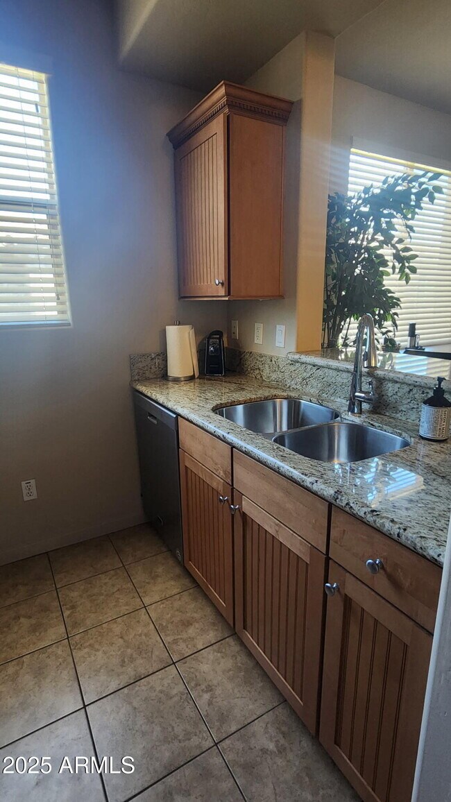 Foto del edificio - 14815 N Fountain Hills Blvd