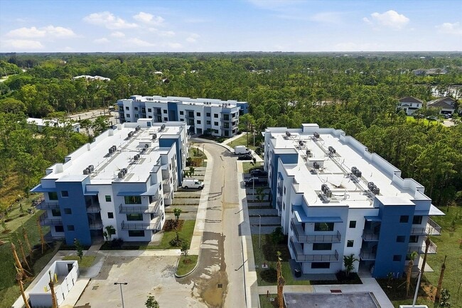 Building Photo - Seascape of Stuart